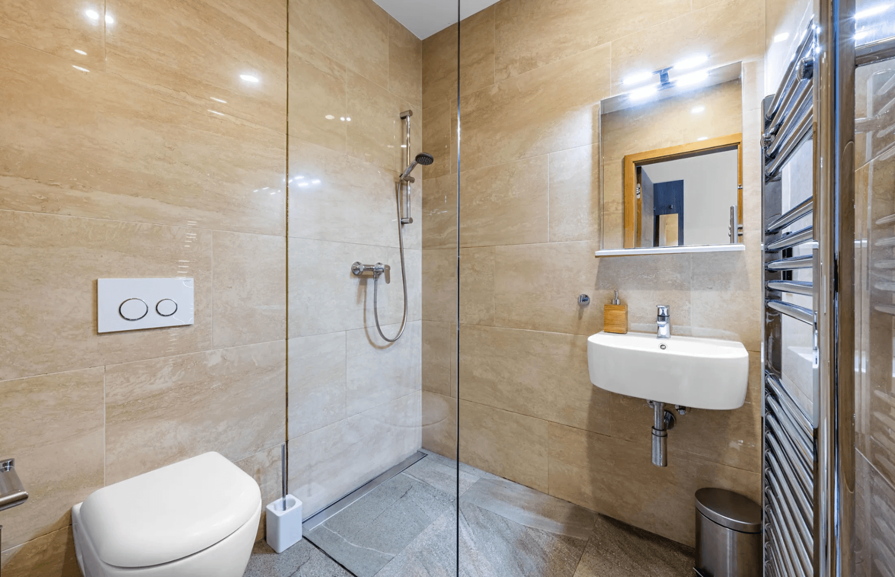 Prenájom bytu 1-izbový 19 m², Mánesova, Praha, Praha Prenájom bytu 1-izbový 19 m², Mánesova, Praha, Praha