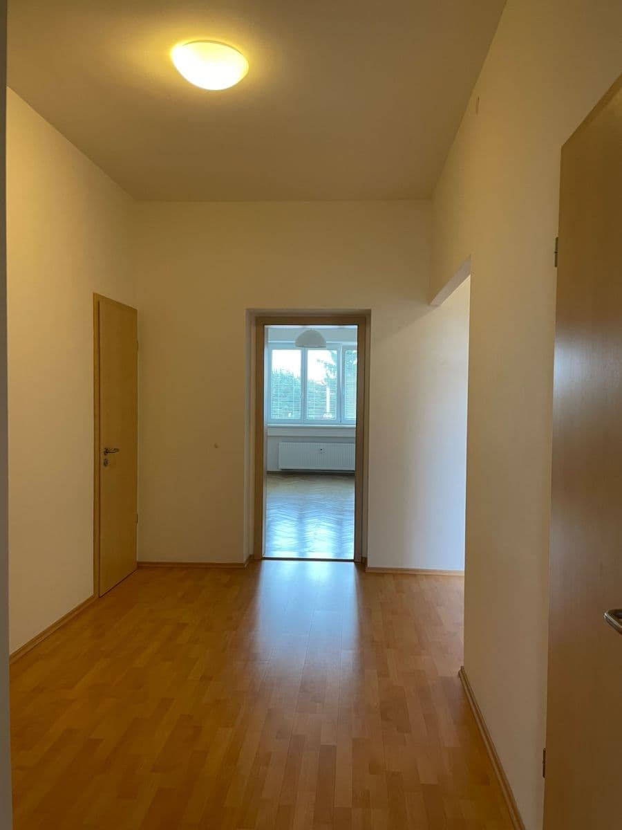 Prenájom bytu 2-izbový 85 m², Jiráskova, Brno, Jihomoravský kraj Prenájom bytu 2-izbový 85 m², Jiráskova, Brno, Jihomoravský kraj
