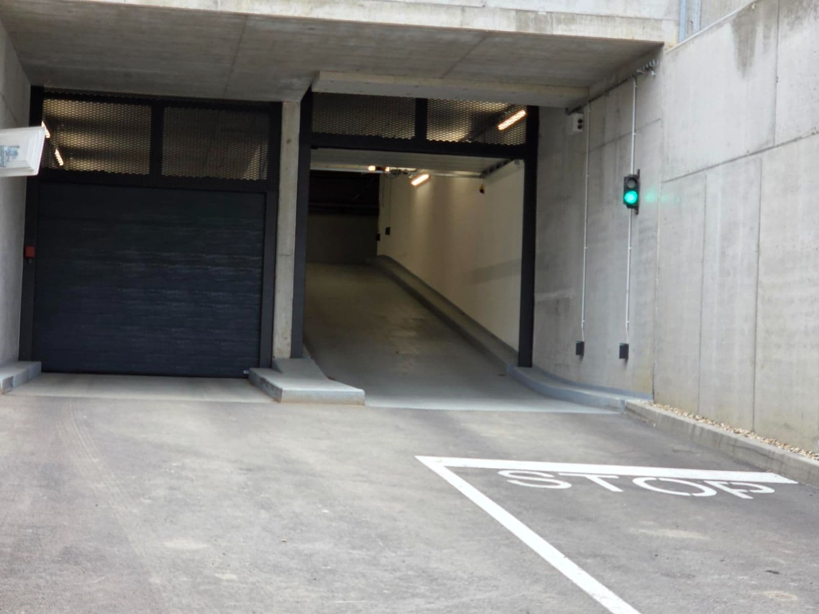 Prenájom garáže 15 m², Pod Krocínkou, Praha, Praha Prenájom garáže 15 m², Pod Krocínkou, Praha, Praha