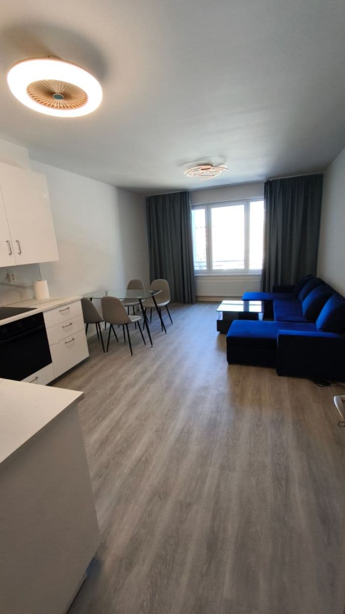Prenájom bytu 2-izbový 52 m², Poděbradská, Praha, Praha Prenájom bytu 2-izbový 52 m², Poděbradská, Praha, Praha