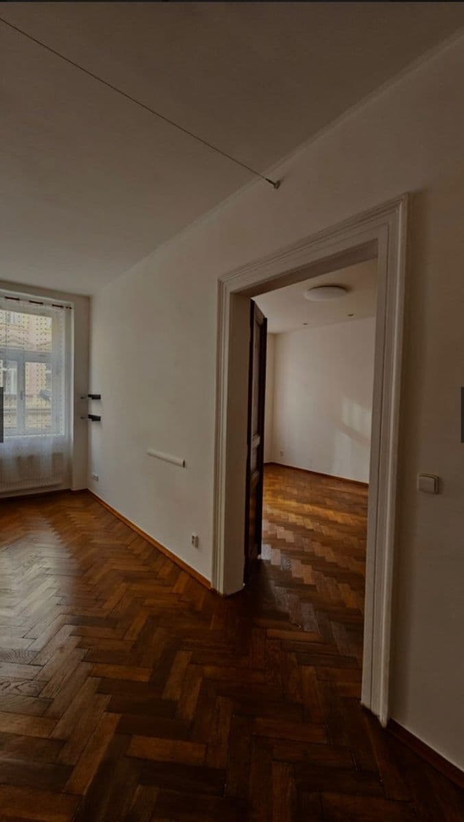 Prenájom bytu 2-izbový 75 m², Lidická, Praha, Praha Prenájom bytu 2-izbový 75 m², Lidická, Praha, Praha