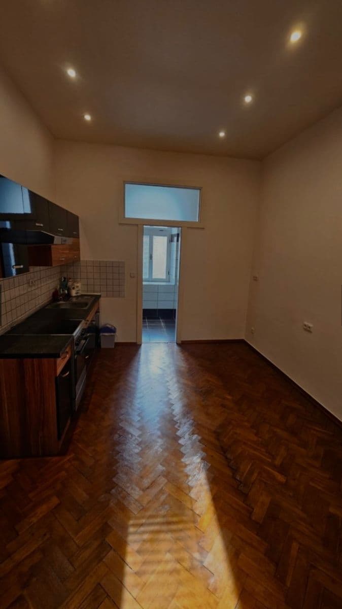 Prenájom bytu 2-izbový 75 m², Lidická, Praha, Praha Prenájom bytu 2-izbový 75 m², Lidická, Praha, Praha