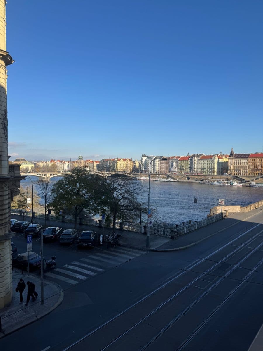Prenájom bytu 2-izbový 75 m², Lidická, Praha, Praha Prenájom bytu 2-izbový 75 m², Lidická, Praha, Praha