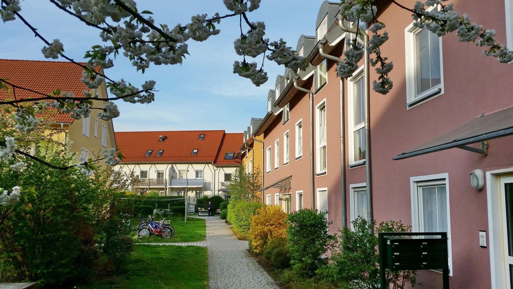 Prenájom bytu 3-izbový 75 m², Rothlindenstr. 9a, Schwandorf, Bavorsko Prenájom bytu 3-izbový 75 m², Rothlindenstr. 9a, Schwandorf, Bavorsko