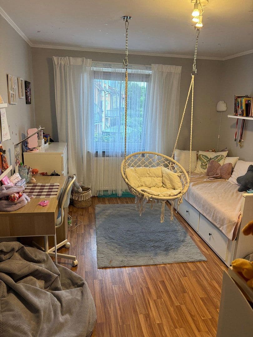 Prenájom bytu 3-izbový 75 m², Rothlindenstr. 9a, Schwandorf, Bavorsko Prenájom bytu 3-izbový 75 m², Rothlindenstr. 9a, Schwandorf, Bavorsko