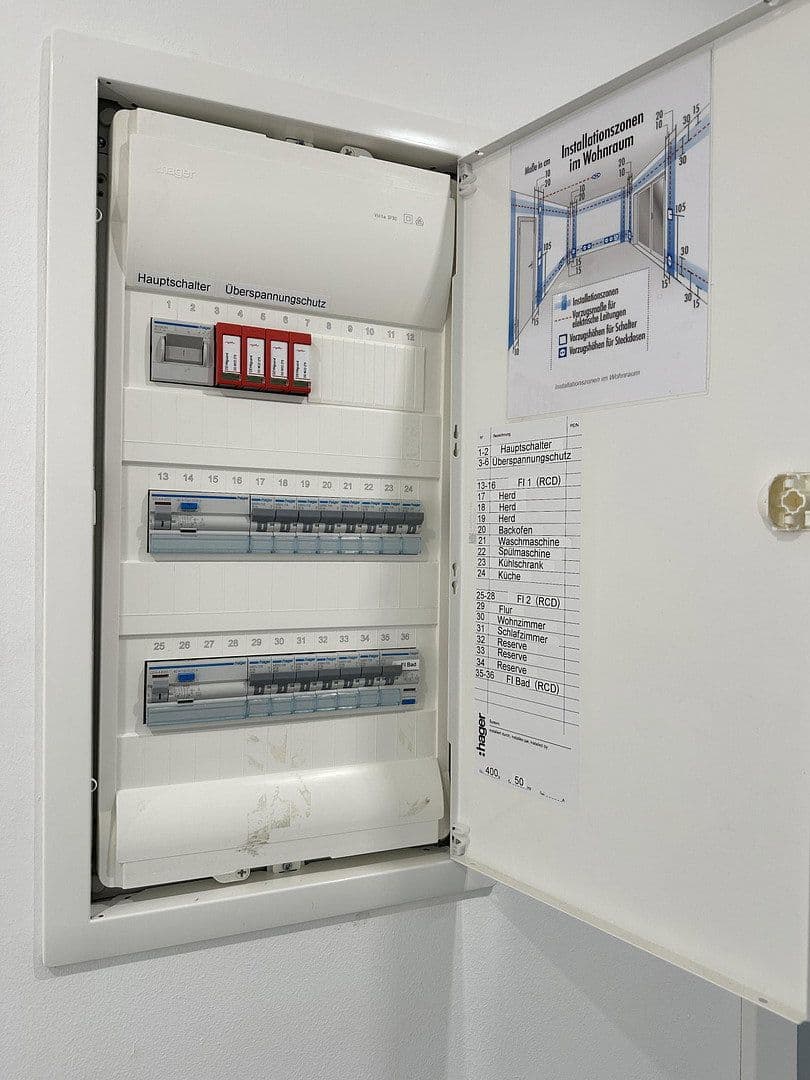 Predaj bytu 2-izbový 51 m², Albert-Kellermann-Straße 7, Hohenmölsen, Sasko-Anhaltsko Predaj bytu 2-izbový 51 m², Albert-Kellermann-Straße 7, Hohenmölsen, Sasko-Anhaltsko