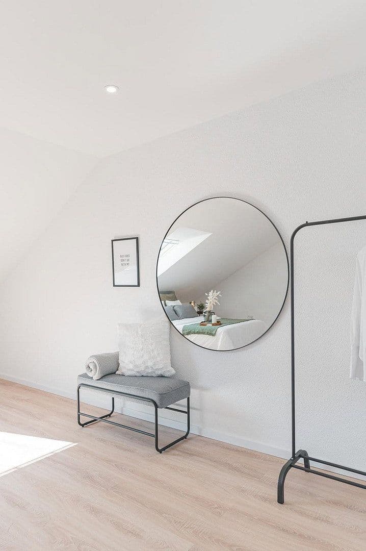 Predaj domu 183 m², pozemek 417 m², Freiberg am Neckar, Bádensko-Wurttembersko Predaj domu 183 m², pozemek 417 m², Freiberg am Neckar, Bádensko-Wurttembersko