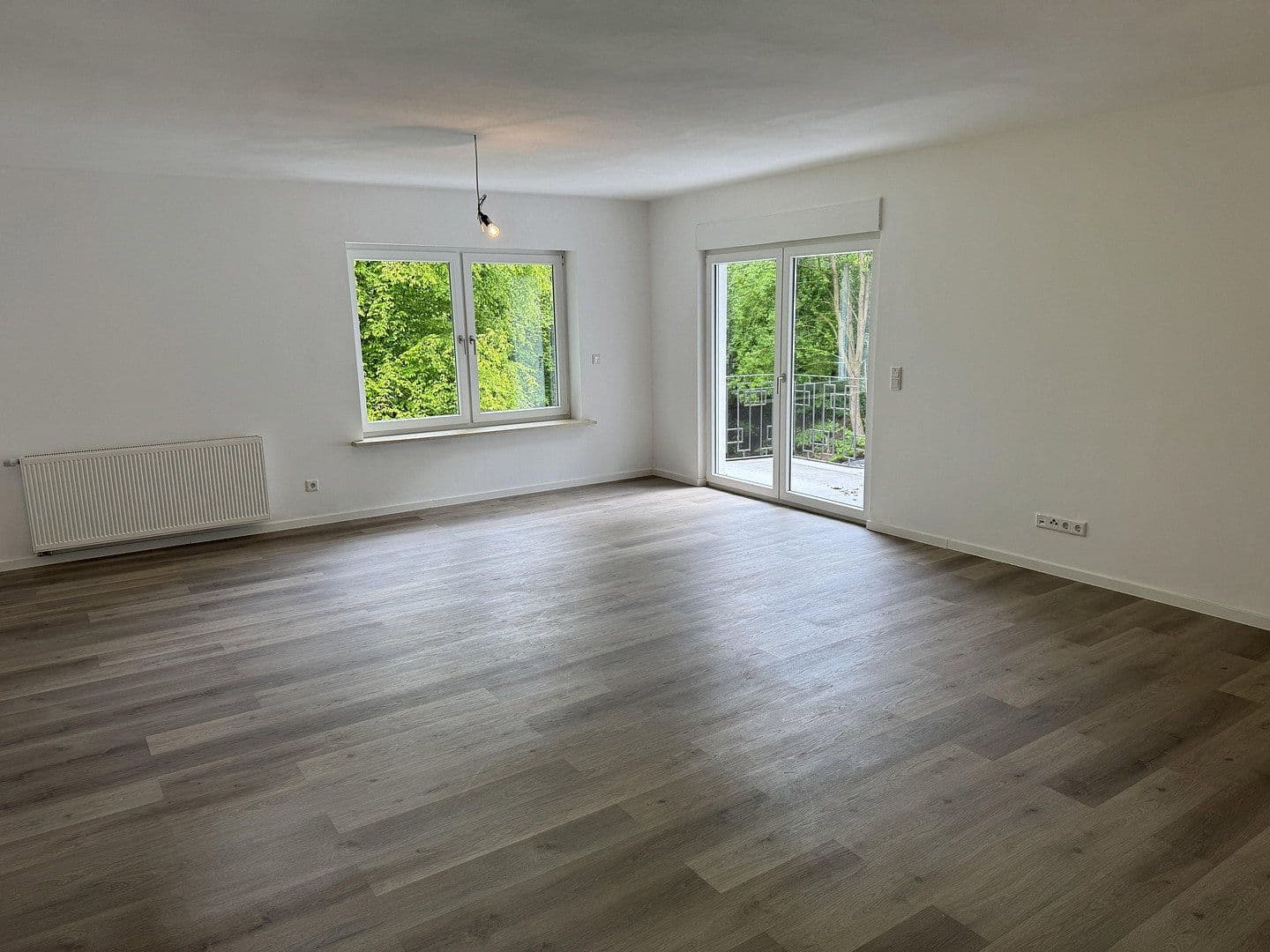 Predaj domu 313 m², pozemek 3.145 m², Nentershausen, Hesensko Predaj domu 313 m², pozemek 3.145 m², Nentershausen, Hesensko
