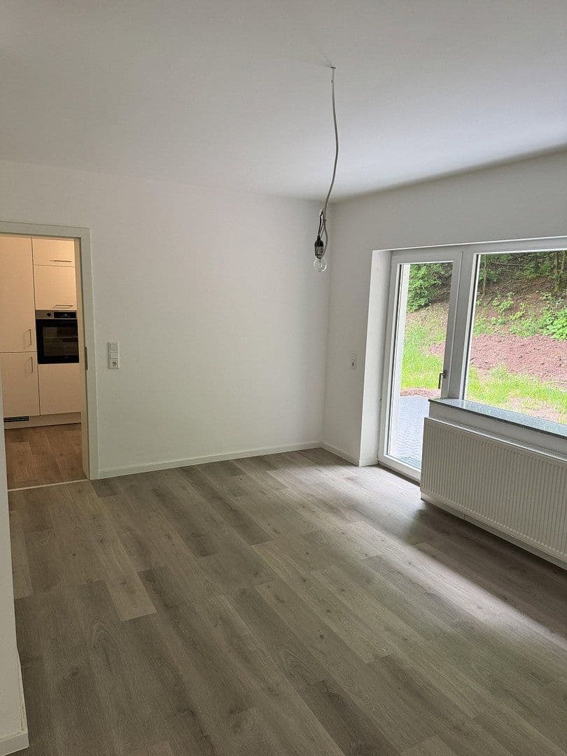 Predaj domu 313 m², pozemek 3.145 m², Nentershausen, Hesensko Predaj domu 313 m², pozemek 3.145 m², Nentershausen, Hesensko