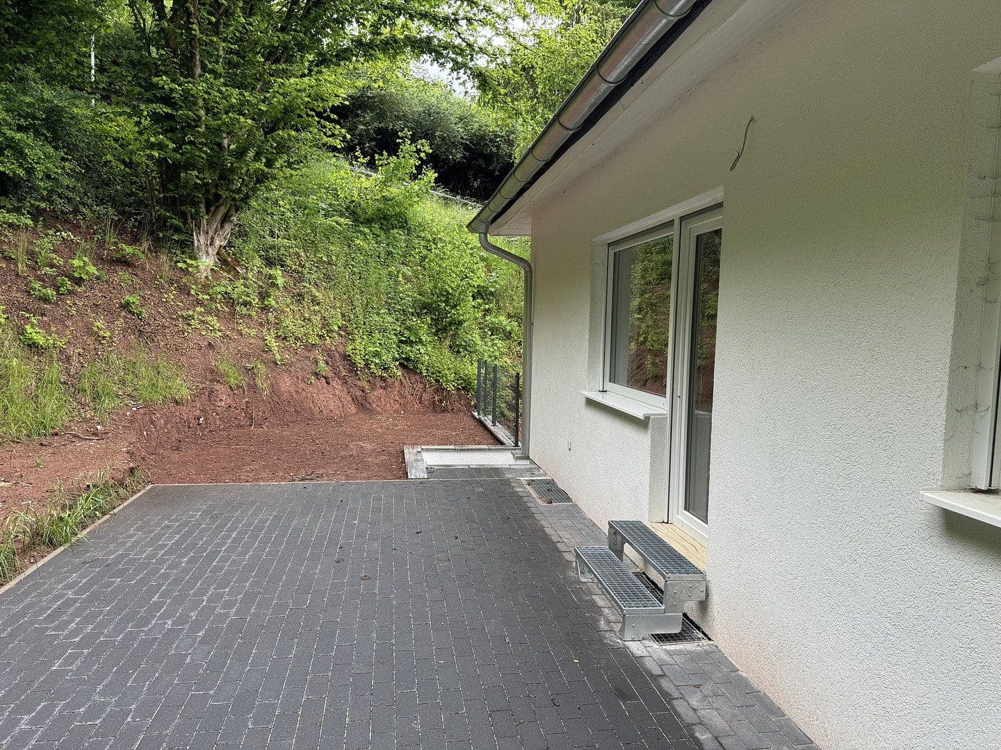 Predaj domu 313 m², pozemek 3.145 m², Nentershausen, Hesensko Predaj domu 313 m², pozemek 3.145 m², Nentershausen, Hesensko