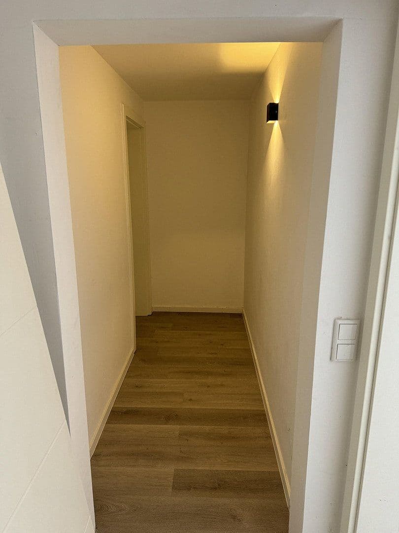 Predaj domu 313 m², pozemek 3.145 m², Nentershausen, Hesensko Predaj domu 313 m², pozemek 3.145 m², Nentershausen, Hesensko