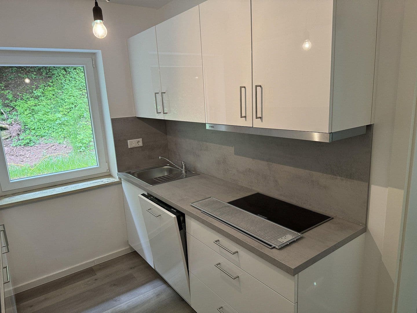 Predaj domu 313 m², pozemek 3.145 m², Nentershausen, Hesensko Predaj domu 313 m², pozemek 3.145 m², Nentershausen, Hesensko