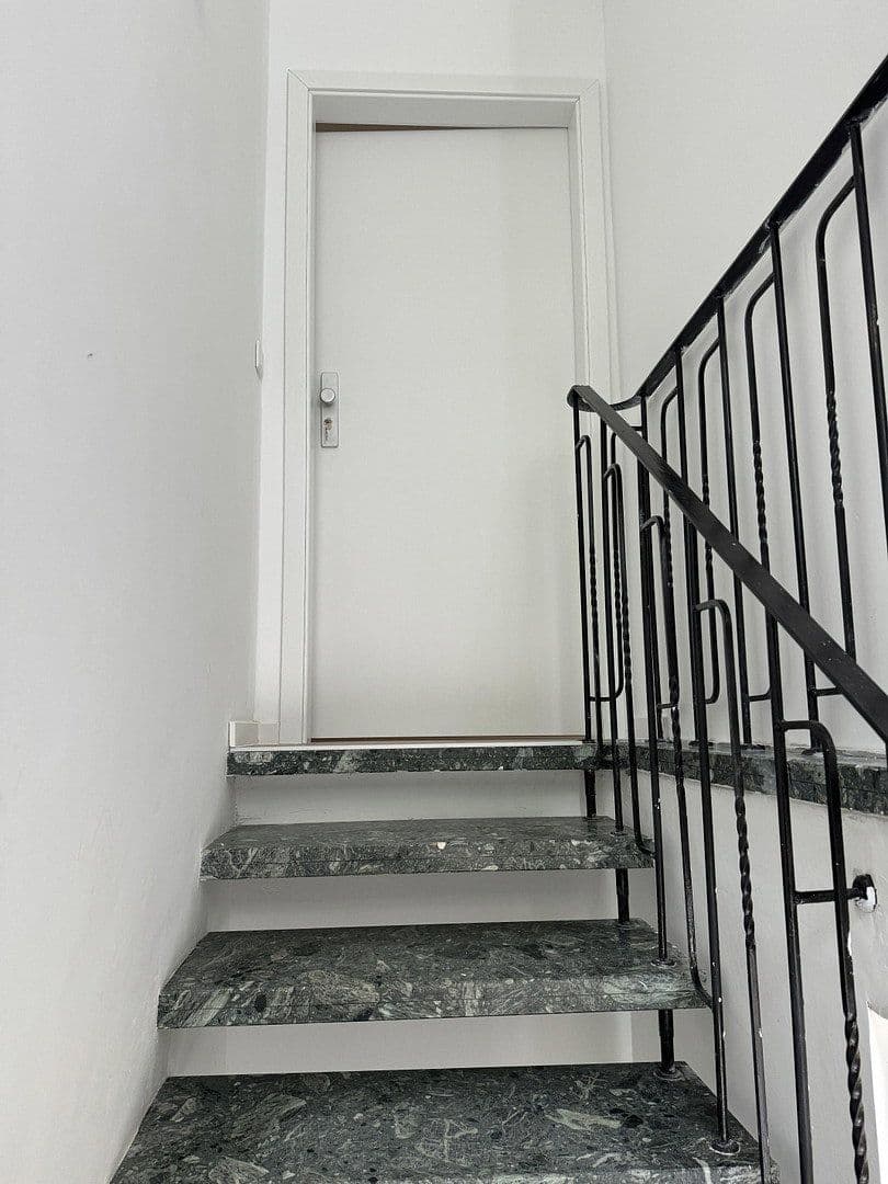 Predaj domu 313 m², pozemek 3.145 m², Nentershausen, Hesensko Predaj domu 313 m², pozemek 3.145 m², Nentershausen, Hesensko