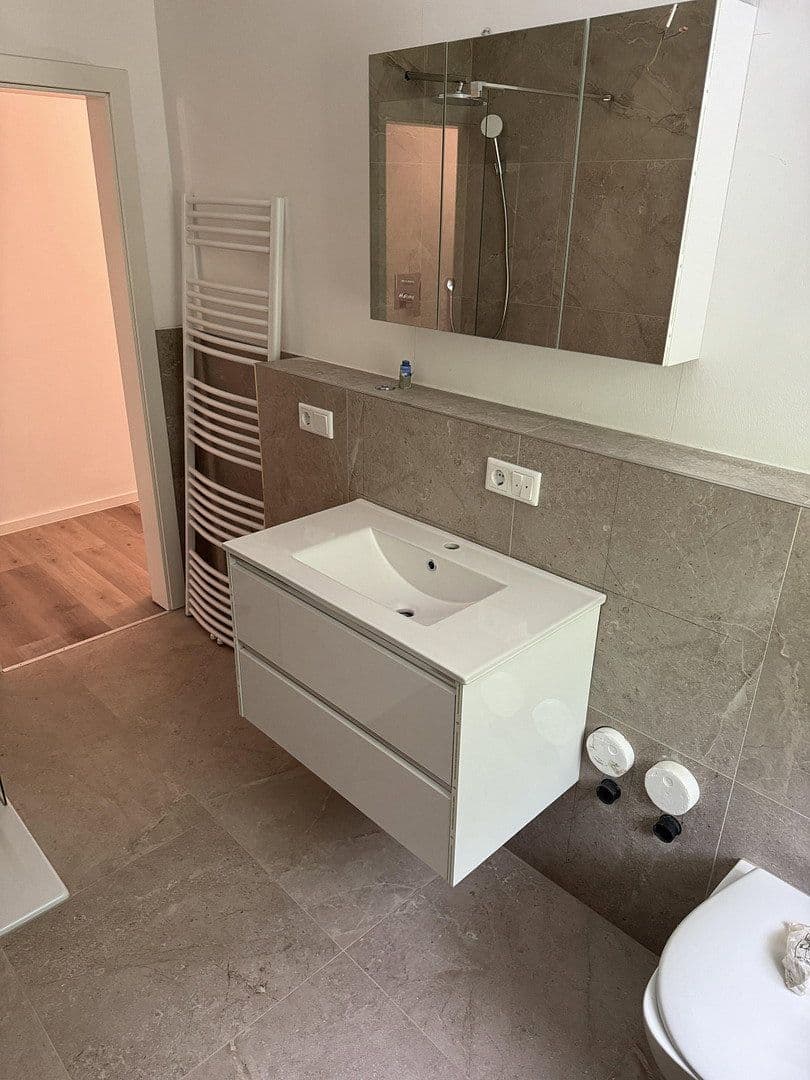 Predaj domu 313 m², pozemek 3.145 m², Nentershausen, Hesensko Predaj domu 313 m², pozemek 3.145 m², Nentershausen, Hesensko