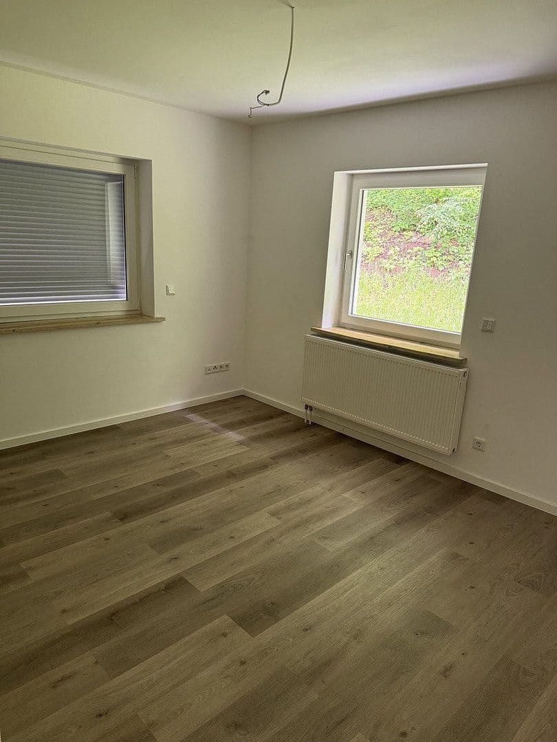 Predaj domu 313 m², pozemek 3.145 m², Nentershausen, Hesensko Predaj domu 313 m², pozemek 3.145 m², Nentershausen, Hesensko