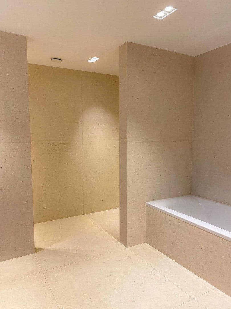 Predaj bytu 6-izbový 220 m², Frankfurt, Hesensko Predaj bytu 6-izbový 220 m², Frankfurt, Hesensko