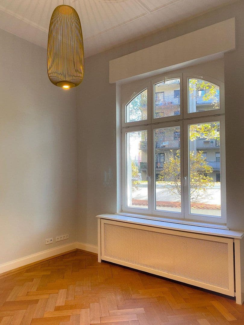 Predaj bytu 6-izbový 220 m², Frankfurt, Hesensko Predaj bytu 6-izbový 220 m², Frankfurt, Hesensko