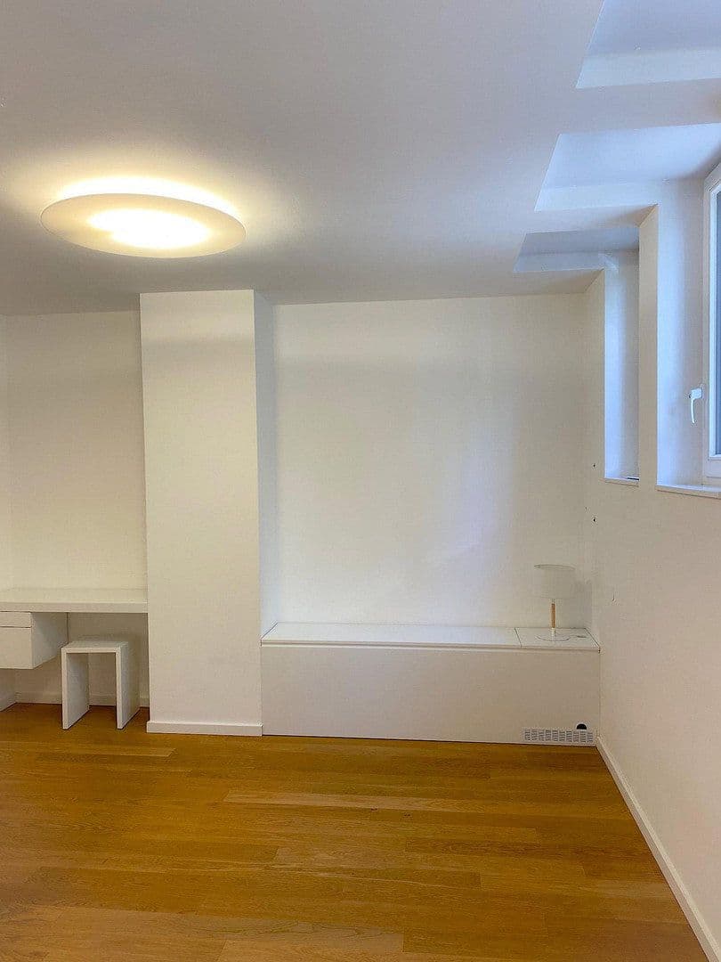 Predaj bytu 6-izbový 220 m², Frankfurt, Hesensko Predaj bytu 6-izbový 220 m², Frankfurt, Hesensko