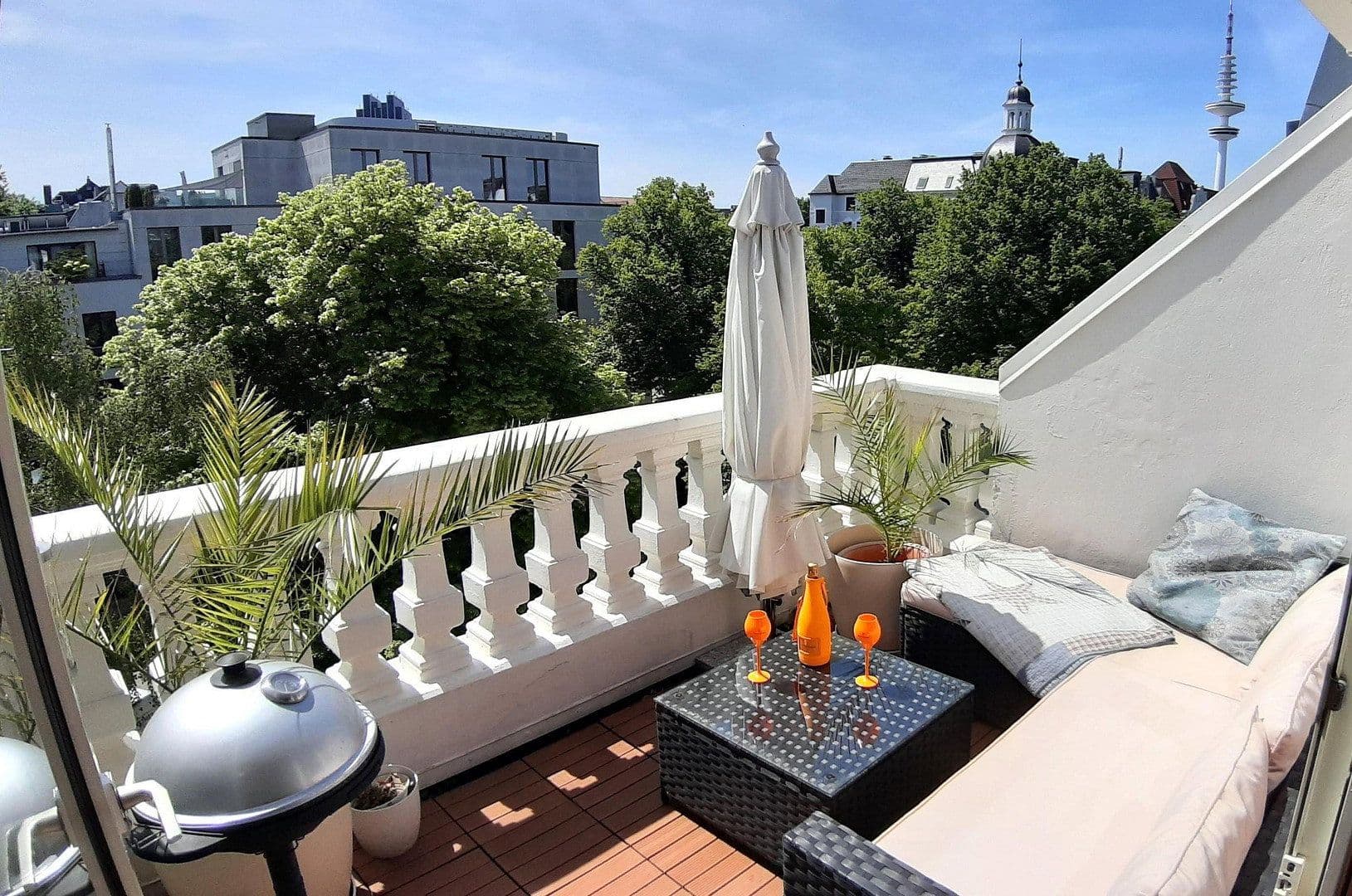 Predaj bytu 2-izbový 80 m², Hamburg, Hamburg Predaj bytu 2-izbový 80 m², Hamburg, Hamburg
