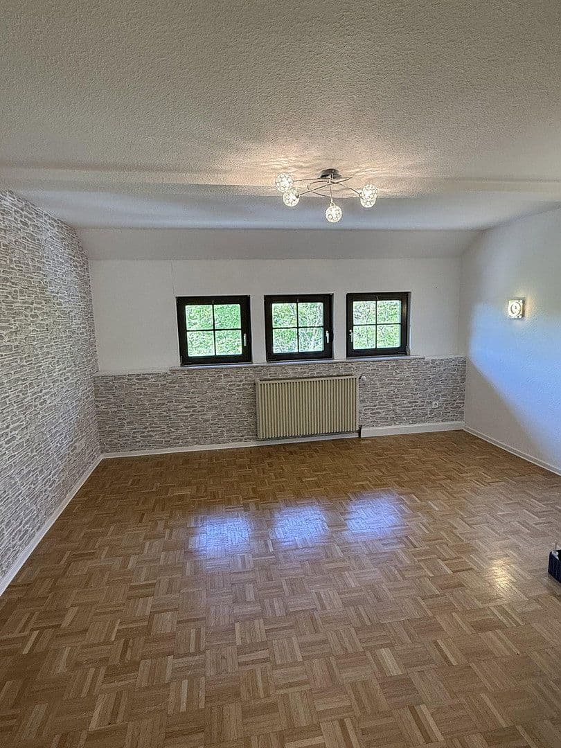 Predaj domu 140 m², pozemek 775 m², Am Brünnchen 10, Saarbrücken, Sársko Predaj domu 140 m², pozemek 775 m², Am Brünnchen 10, Saarbrücken, Sársko