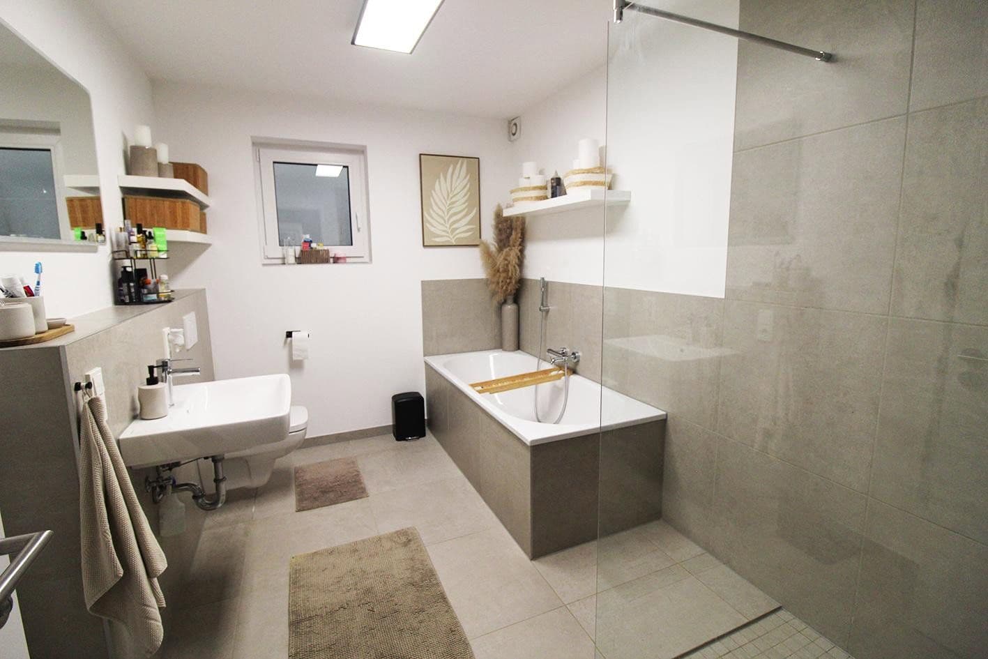 Prenájom domu 140 m², pozemek 600 m², Quellenweg 8, Neunkirchen-Seelscheid, Severné Porýnie - Westfálsko Prenájom domu 140 m², pozemek 600 m², Quellenweg 8, Neunkirchen-Seelscheid, Severné Porýnie - Westfálsko