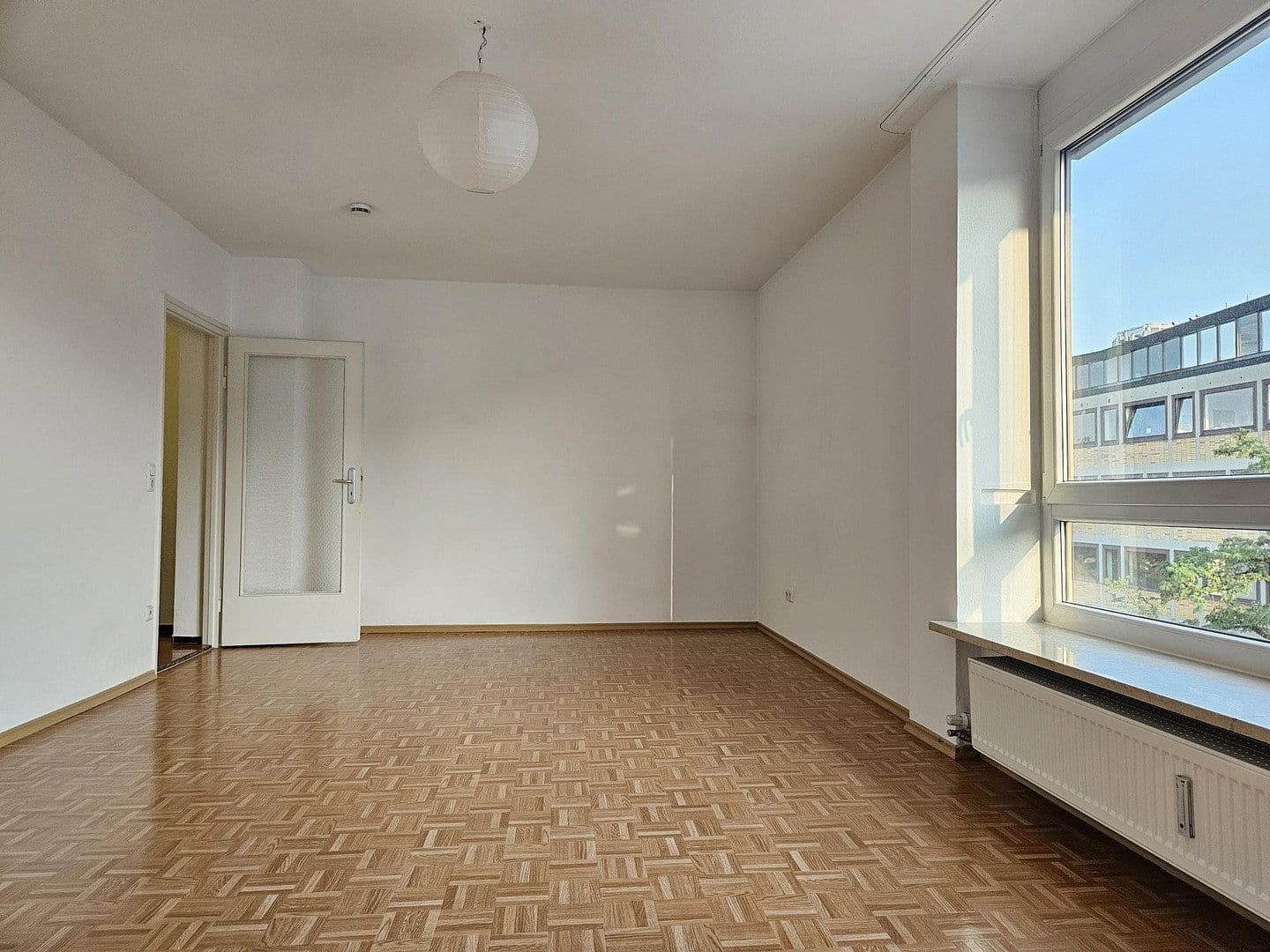 Prenájom bytu 1-izbový 37 m², Luisenstraße 60, München, Bavorsko Prenájom bytu 1-izbový 37 m², Luisenstraße 60, München, Bavorsko
