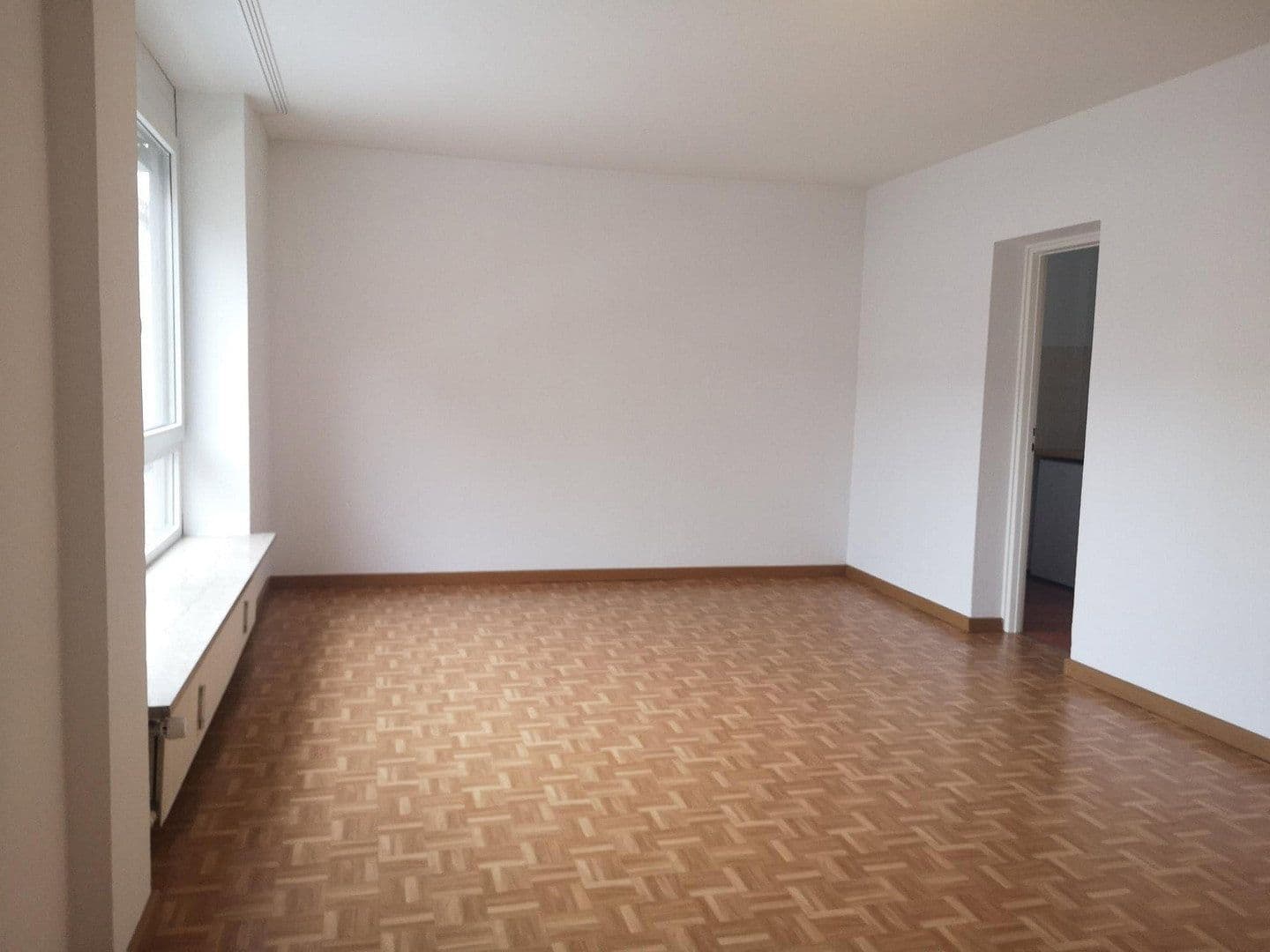 Prenájom bytu 1-izbový 37 m², Luisenstraße 60, München, Bavorsko Prenájom bytu 1-izbový 37 m², Luisenstraße 60, München, Bavorsko