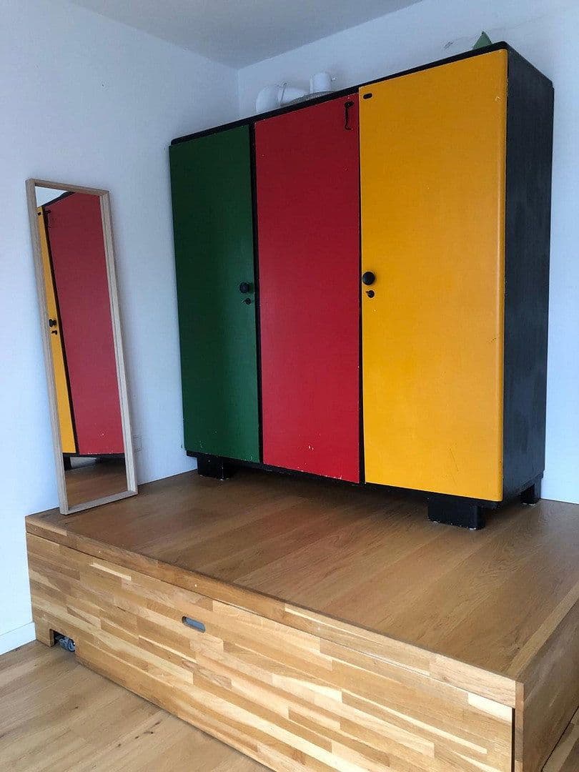 Prenájom bytu 2-izbový 35 m², Potsdamerstr., Berlin, Berlín Prenájom bytu 2-izbový 35 m², Potsdamerstr., Berlin, Berlín
