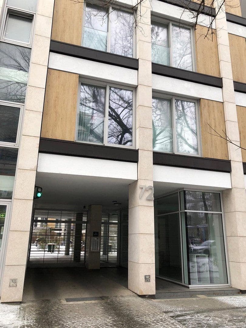 Prenájom bytu 2-izbový 35 m², Potsdamerstr., Berlin, Berlín Prenájom bytu 2-izbový 35 m², Potsdamerstr., Berlin, Berlín