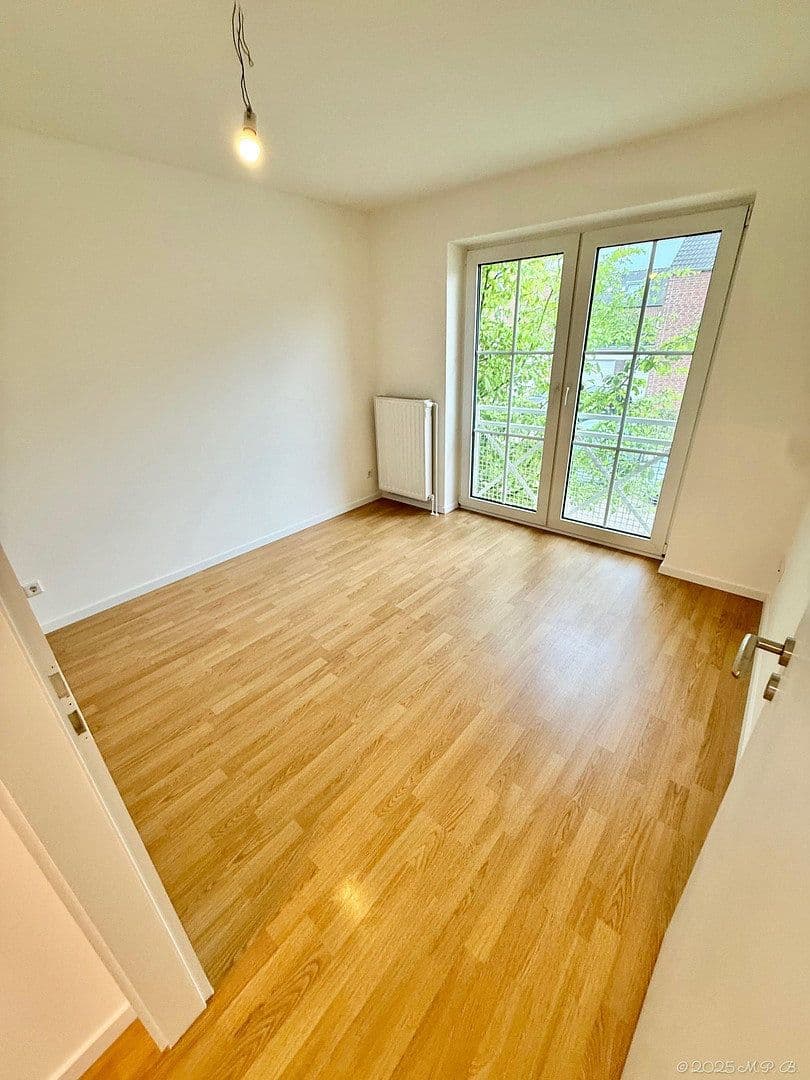 Predaj domu 213 m², pozemek 271 m², Rheinbrohler Weg 39, Düsseldorf, Severné Porýnie - Westfálsko Predaj domu 213 m², pozemek 271 m², Rheinbrohler Weg 39, Düsseldorf, Severné Porýnie - Westfálsko