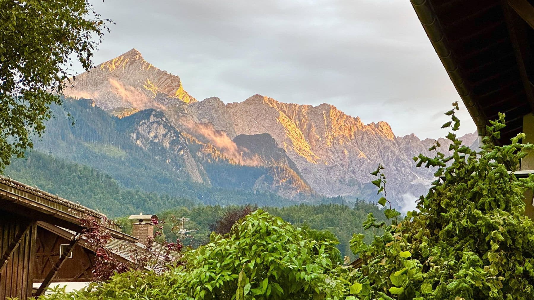 Predaj bytu 3-izbový 104 m², Garmisch-Partenkirchen, Bavorsko Predaj bytu 3-izbový 104 m², Garmisch-Partenkirchen, Bavorsko