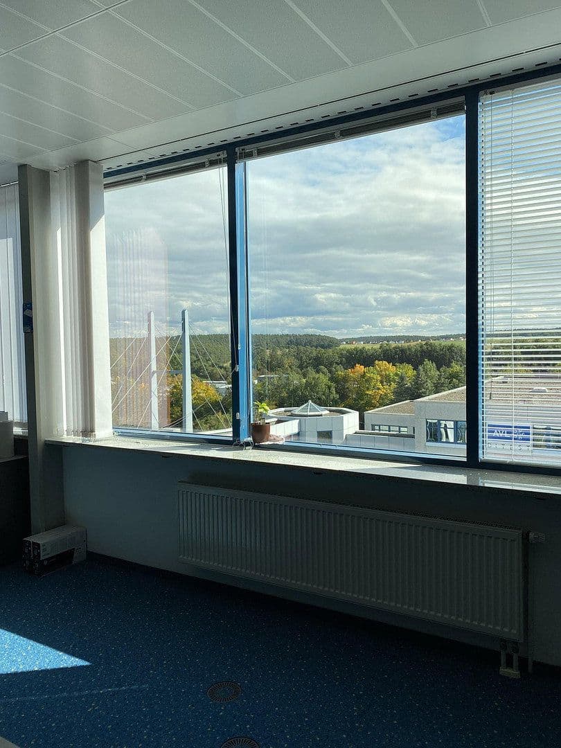Prenájom kancelárie 28 m², Schwadermühlstr., 3, Cadolzburg, Bavorsko Prenájom kancelárie 28 m², Schwadermühlstr., 3, Cadolzburg, Bavorsko