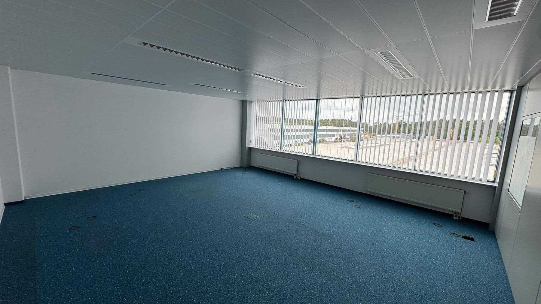 Prenájom kancelárie 56 m², Schwadermühlstr., 3, Cadolzburg, Bavorsko Prenájom kancelárie 56 m², Schwadermühlstr., 3, Cadolzburg, Bavorsko