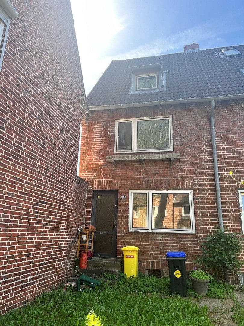 Predaj domu 81 m², pozemek 200 m², Salzburger Straße 21, Kiel, Šlezvicko-Holštajnsko Predaj domu 81 m², pozemek 200 m², Salzburger Straße 21, Kiel, Šlezvicko-Holštajnsko