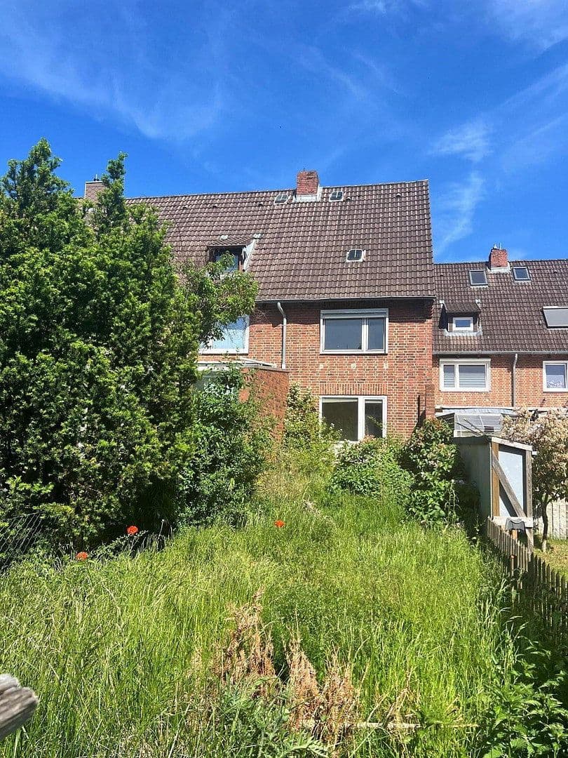 Predaj domu 81 m², pozemek 200 m², Salzburger Straße 21, Kiel, Šlezvicko-Holštajnsko Predaj domu 81 m², pozemek 200 m², Salzburger Straße 21, Kiel, Šlezvicko-Holštajnsko