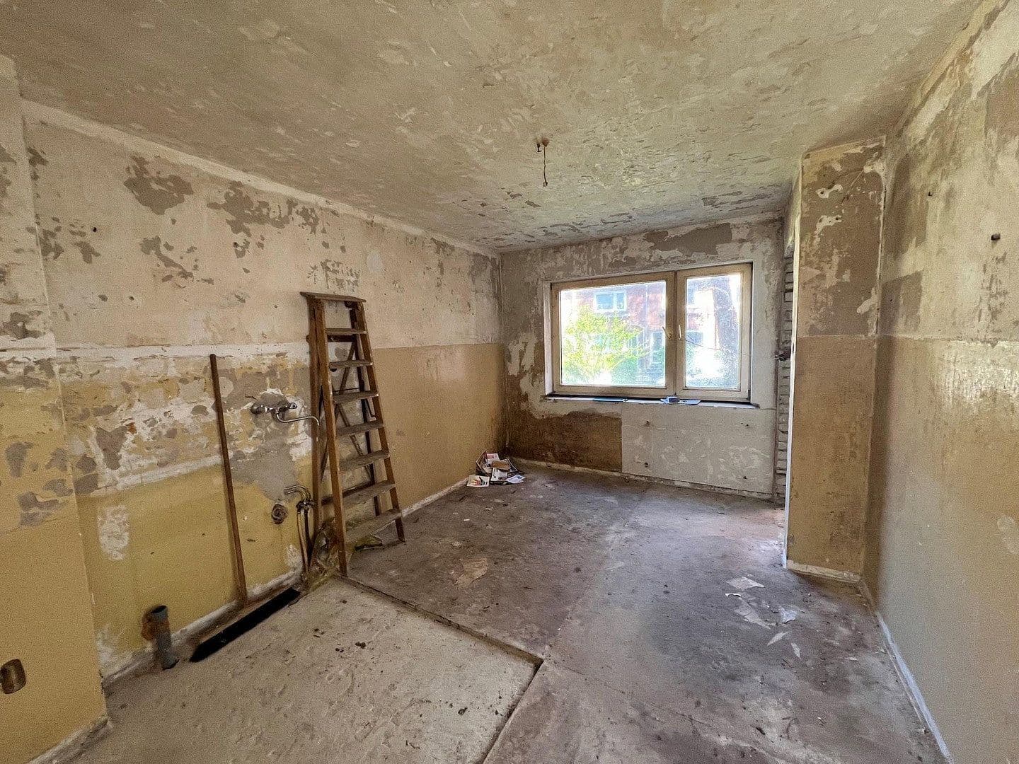 Predaj domu 81 m², pozemek 200 m², Salzburger Straße 21, Kiel, Šlezvicko-Holštajnsko Predaj domu 81 m², pozemek 200 m², Salzburger Straße 21, Kiel, Šlezvicko-Holštajnsko
