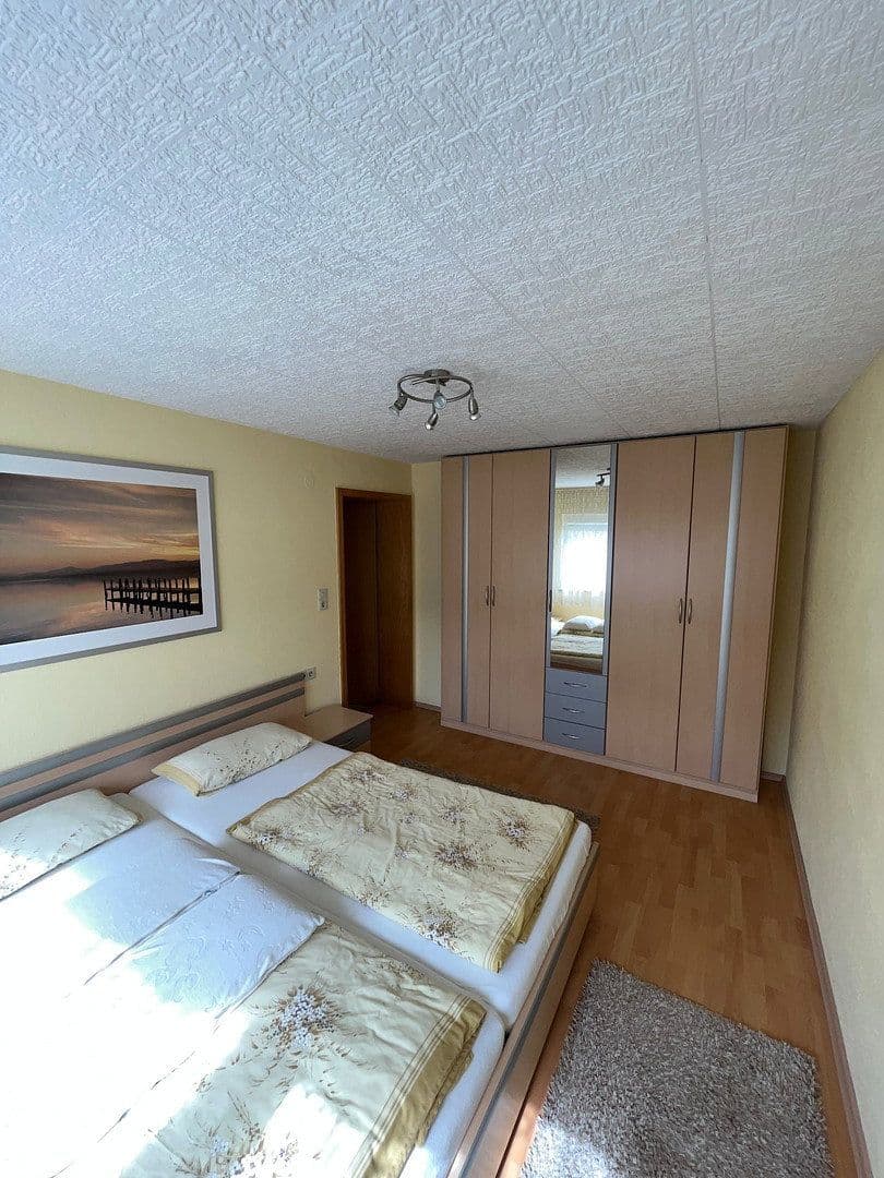 Predaj domu 169 m², pozemek 602 m², Roseggerstraße 3, Donzdorf, Bádensko-Wurttembersko Predaj domu 169 m², pozemek 602 m², Roseggerstraße 3, Donzdorf, Bádensko-Wurttembersko