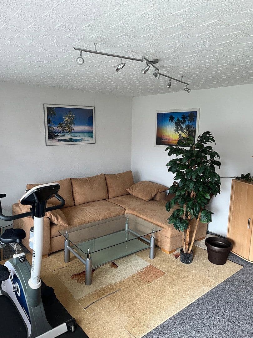 Predaj domu 169 m², pozemek 602 m², Roseggerstraße 3, Donzdorf, Bádensko-Wurttembersko Predaj domu 169 m², pozemek 602 m², Roseggerstraße 3, Donzdorf, Bádensko-Wurttembersko