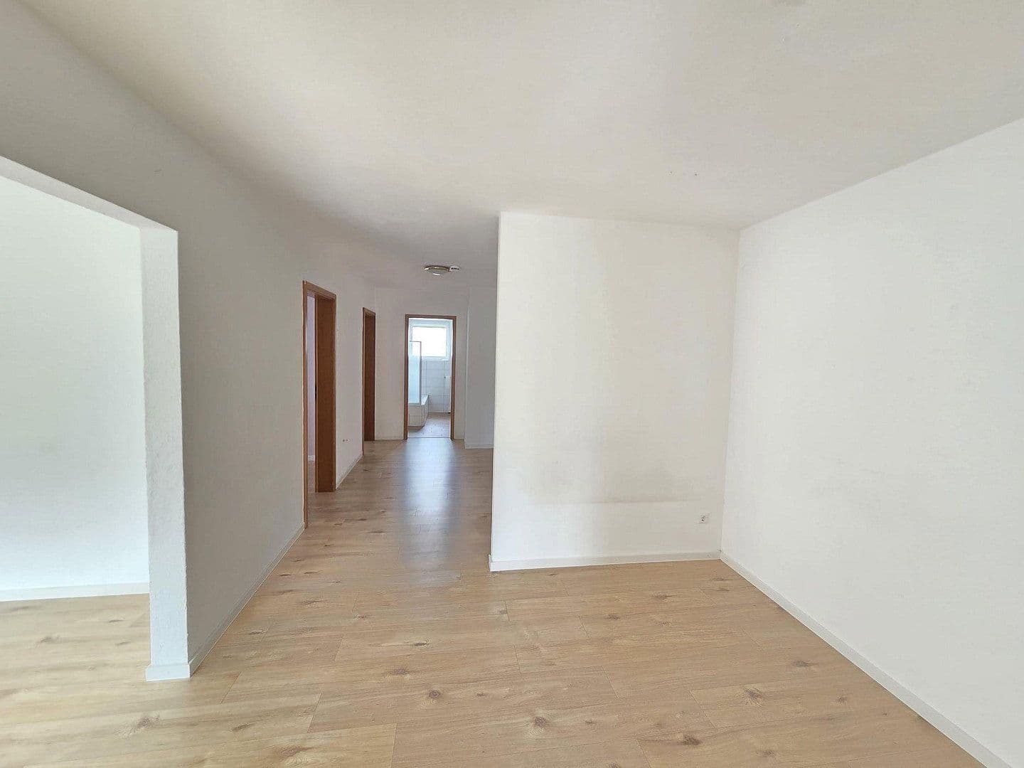 Predaj bytu 3-izbový 80 m², Neuenburg am Rhein, Bádensko-Wurttembersko Predaj bytu 3-izbový 80 m², Neuenburg am Rhein, Bádensko-Wurttembersko