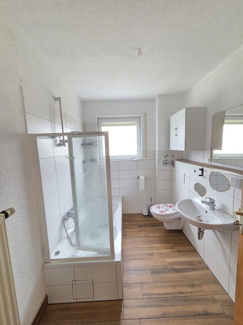 Predaj bytu 3-izbový 80 m², Neuenburg am Rhein, Bádensko-Wurttembersko Predaj bytu 3-izbový 80 m², Neuenburg am Rhein, Bádensko-Wurttembersko