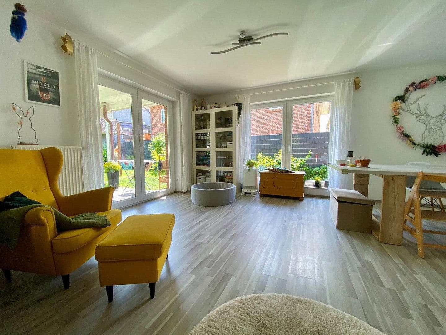 Predaj domu 123 m², pozemek 462 m², Ansgarstraße 145b, Elmshorn, Šlezvicko-Holštajnsko Predaj domu 123 m², pozemek 462 m², Ansgarstraße 145b, Elmshorn, Šlezvicko-Holštajnsko