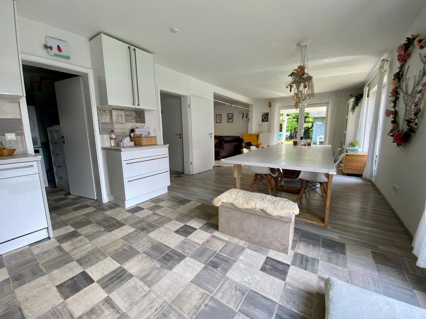 Predaj domu 123 m², pozemek 462 m², Ansgarstraße 145b, Elmshorn, Šlezvicko-Holštajnsko Predaj domu 123 m², pozemek 462 m², Ansgarstraße 145b, Elmshorn, Šlezvicko-Holštajnsko