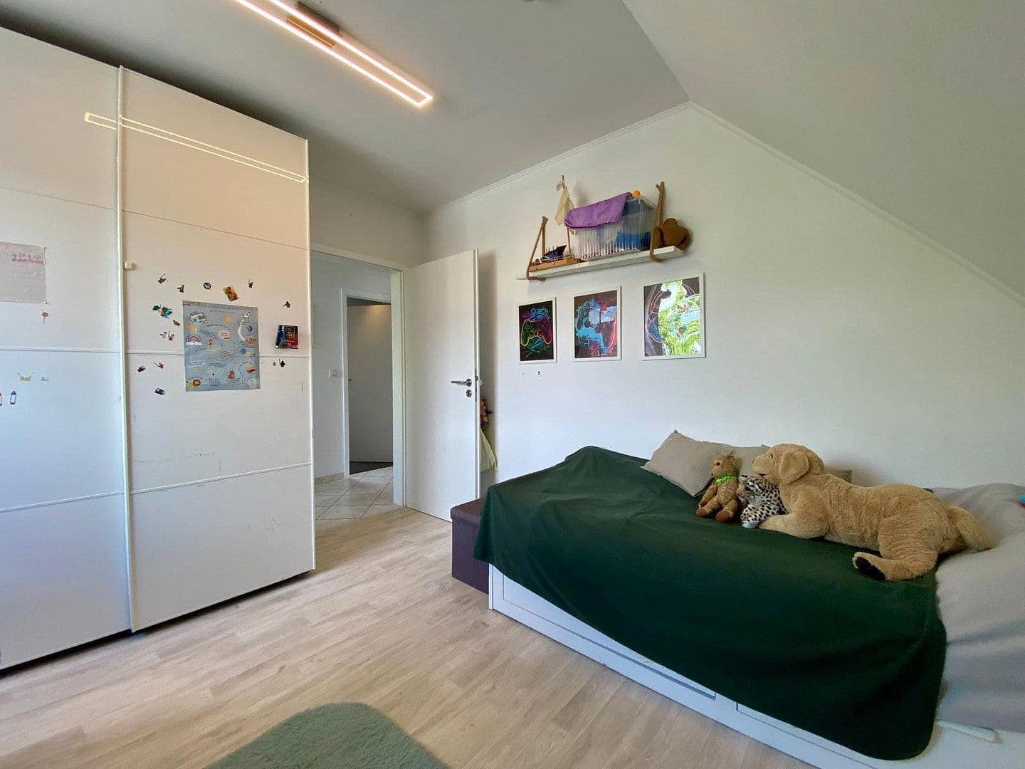Predaj domu 123 m², pozemek 462 m², Ansgarstraße 145b, Elmshorn, Šlezvicko-Holštajnsko Predaj domu 123 m², pozemek 462 m², Ansgarstraße 145b, Elmshorn, Šlezvicko-Holštajnsko