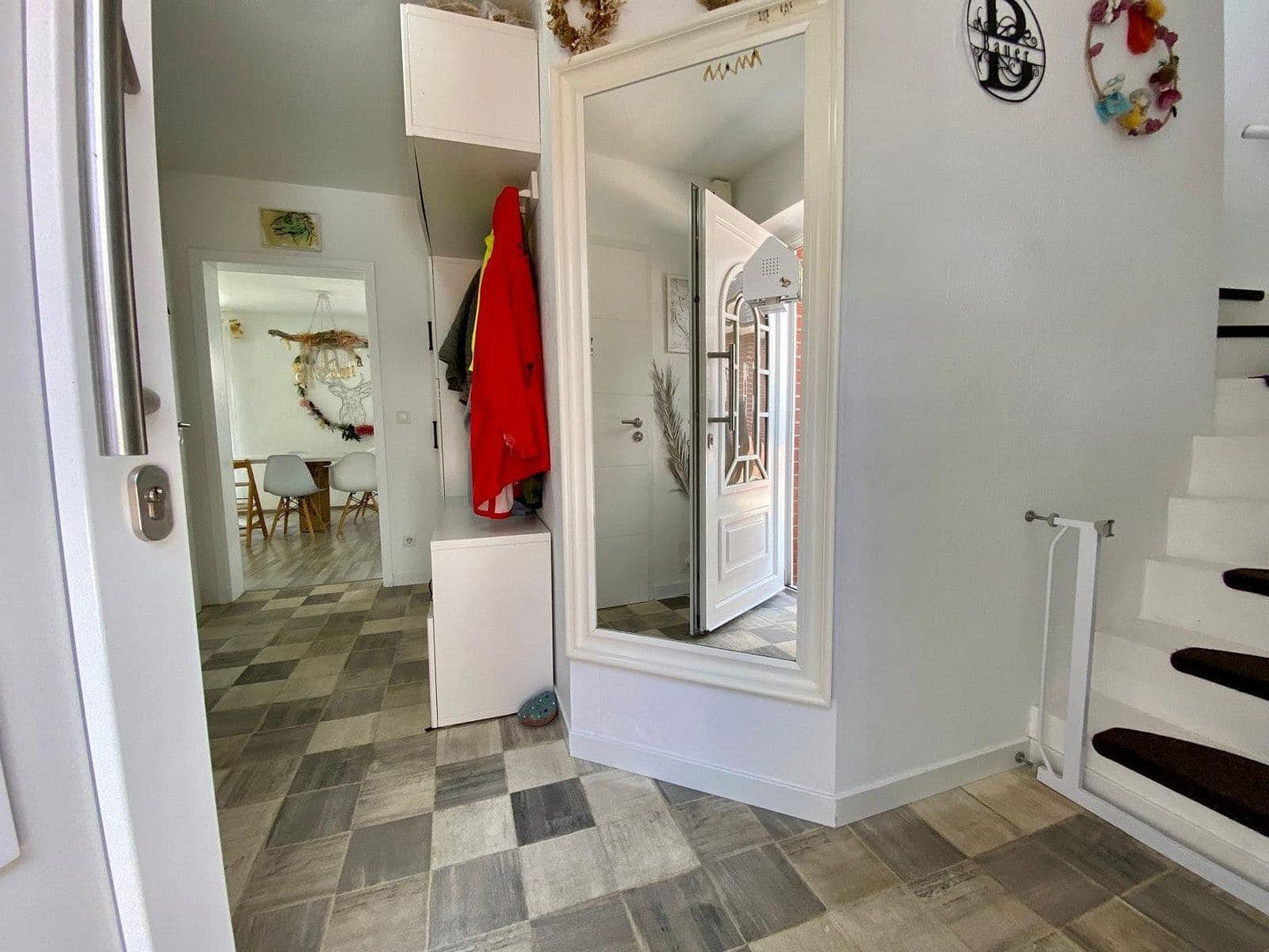 Predaj domu 123 m², pozemek 462 m², Ansgarstraße 145b, Elmshorn, Šlezvicko-Holštajnsko Predaj domu 123 m², pozemek 462 m², Ansgarstraße 145b, Elmshorn, Šlezvicko-Holštajnsko