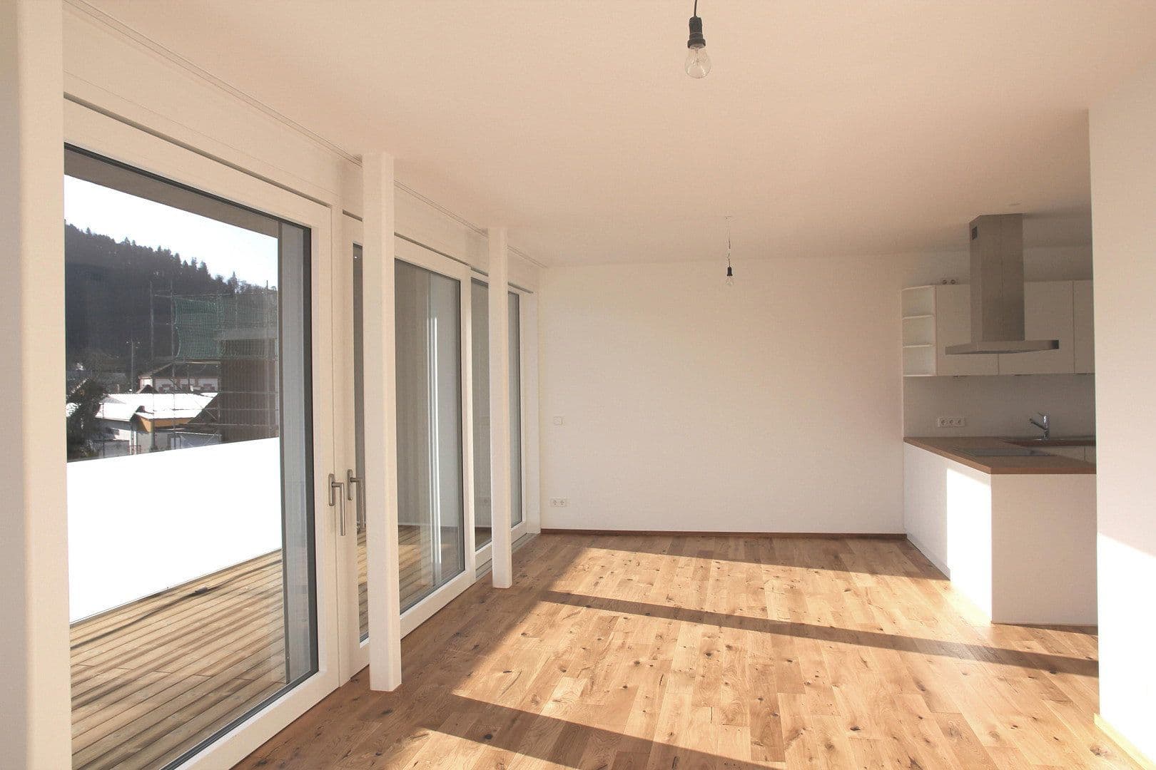 Prenájom bytu 3-izbový 90 m², Kinzigstraße 33, Hausach, Bádensko-Wurttembersko Prenájom bytu 3-izbový 90 m², Kinzigstraße 33, Hausach, Bádensko-Wurttembersko