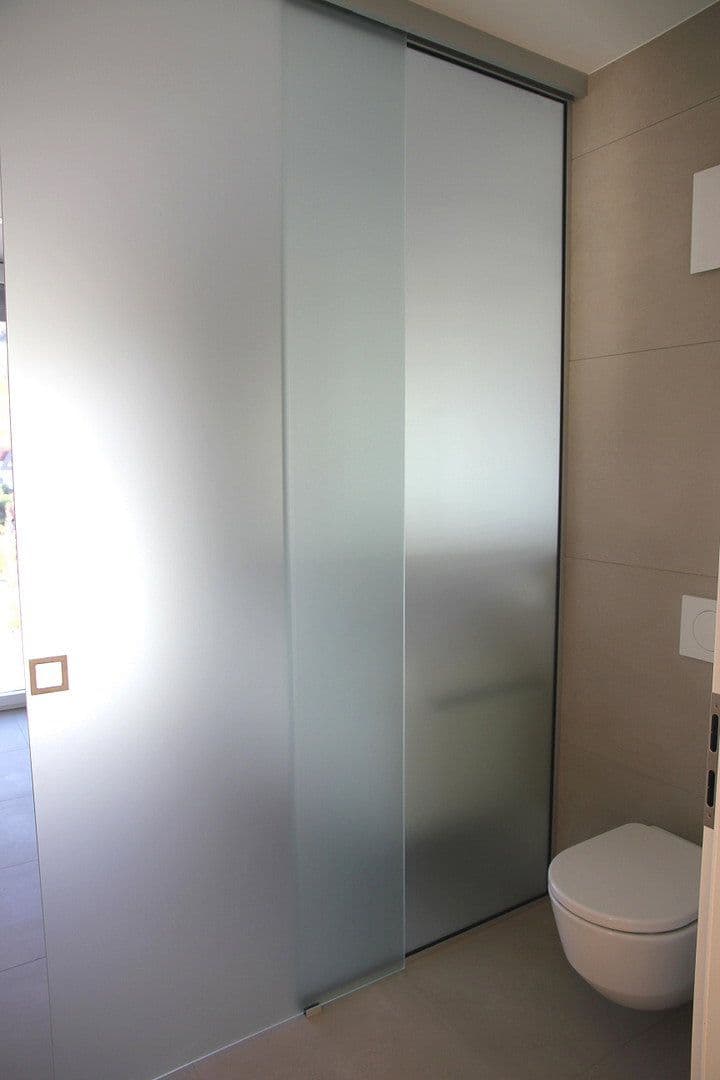 Prenájom bytu 3-izbový 90 m², Kinzigstraße 33, Hausach, Bádensko-Wurttembersko Prenájom bytu 3-izbový 90 m², Kinzigstraße 33, Hausach, Bádensko-Wurttembersko