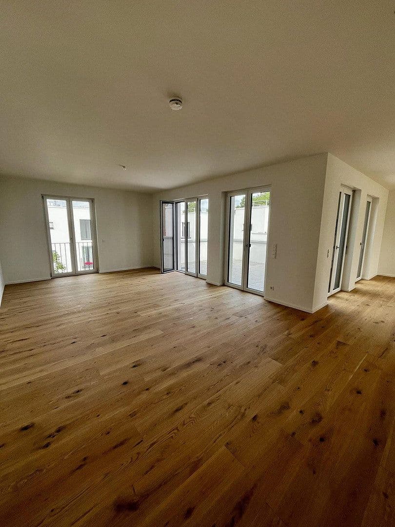 Prenájom bytu 3-izbový 128 m², Alte Str. 8, Frechen, Severné Porýnie - Westfálsko Prenájom bytu 3-izbový 128 m², Alte Str. 8, Frechen, Severné Porýnie - Westfálsko