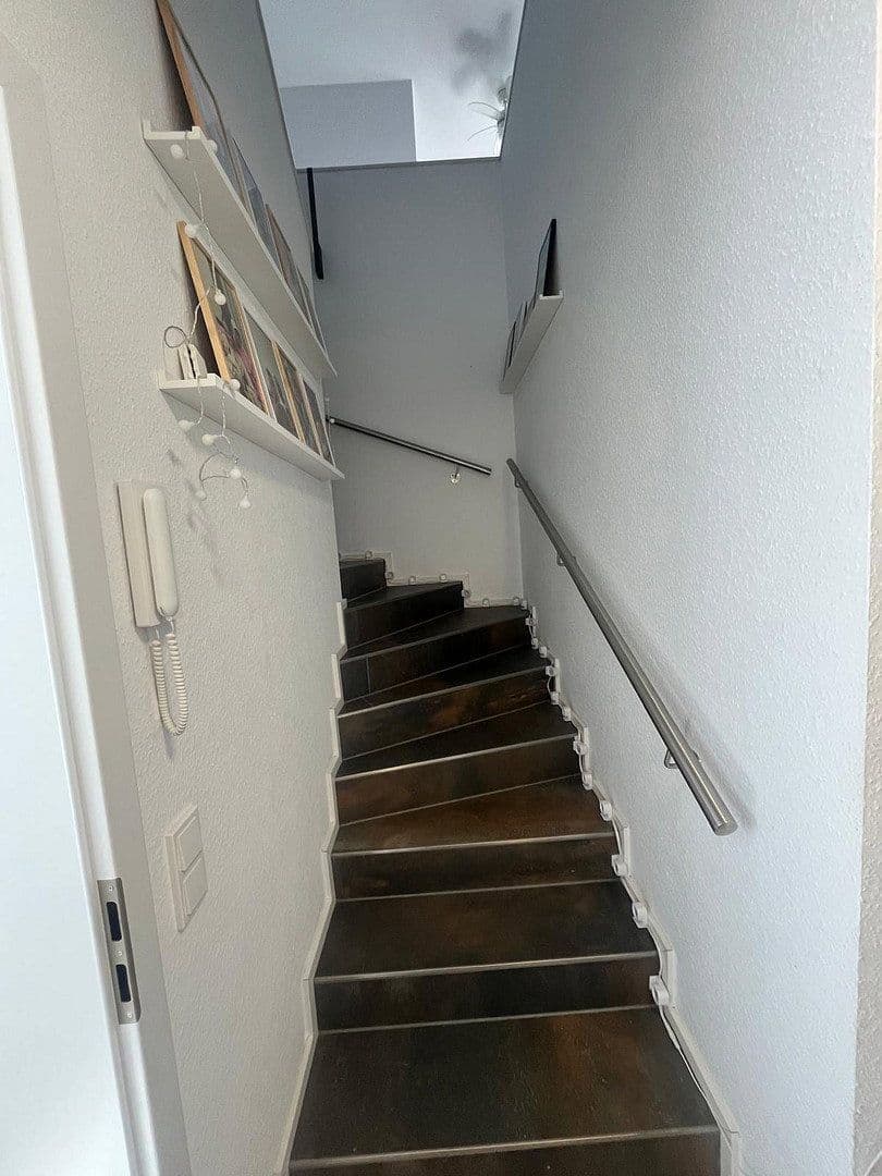Prenájom bytu 4-izbový 114 m², Alzey, Porýnie-Falcko Prenájom bytu 4-izbový 114 m², Alzey, Porýnie-Falcko