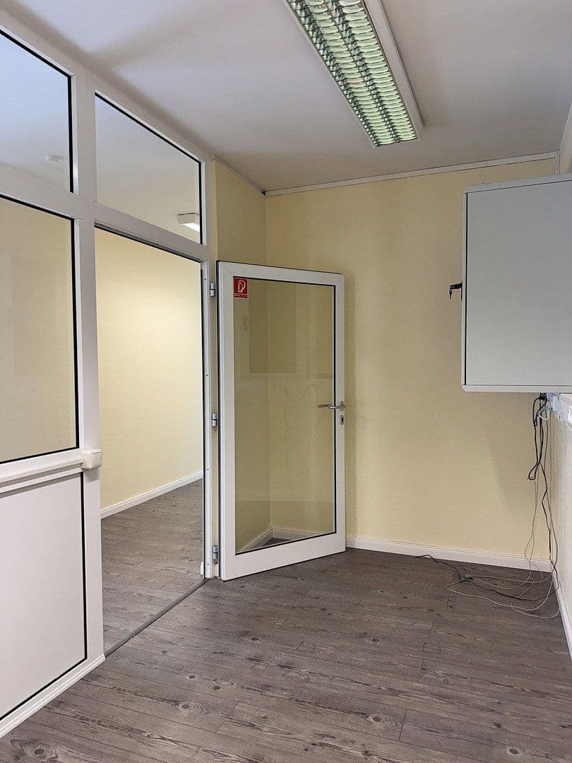 Prenájom kancelárie 117 m², Wallstraße 1, Winsen (Luhe), Dolné Sasko Prenájom kancelárie 117 m², Wallstraße 1, Winsen (Luhe), Dolné Sasko