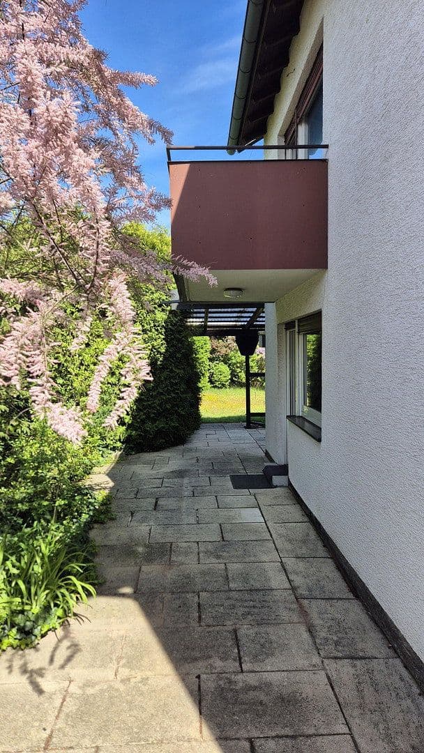 Predaj domu 150 m², pozemek 924 m², Keplerstraße 22, Fürth, Bavorsko Predaj domu 150 m², pozemek 924 m², Keplerstraße 22, Fürth, Bavorsko